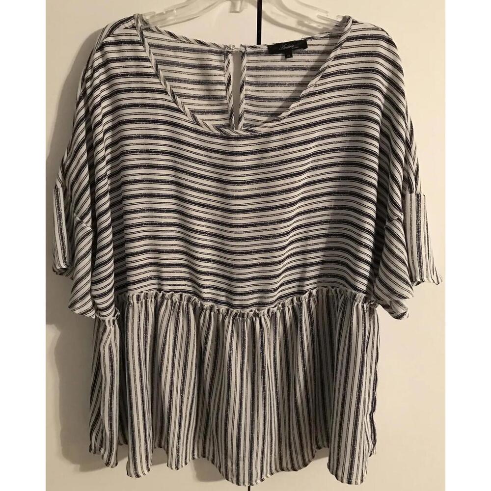 Andre By Unit Womens Size 1x White & Blue Striped Ruffled Flowy Shirt! A131